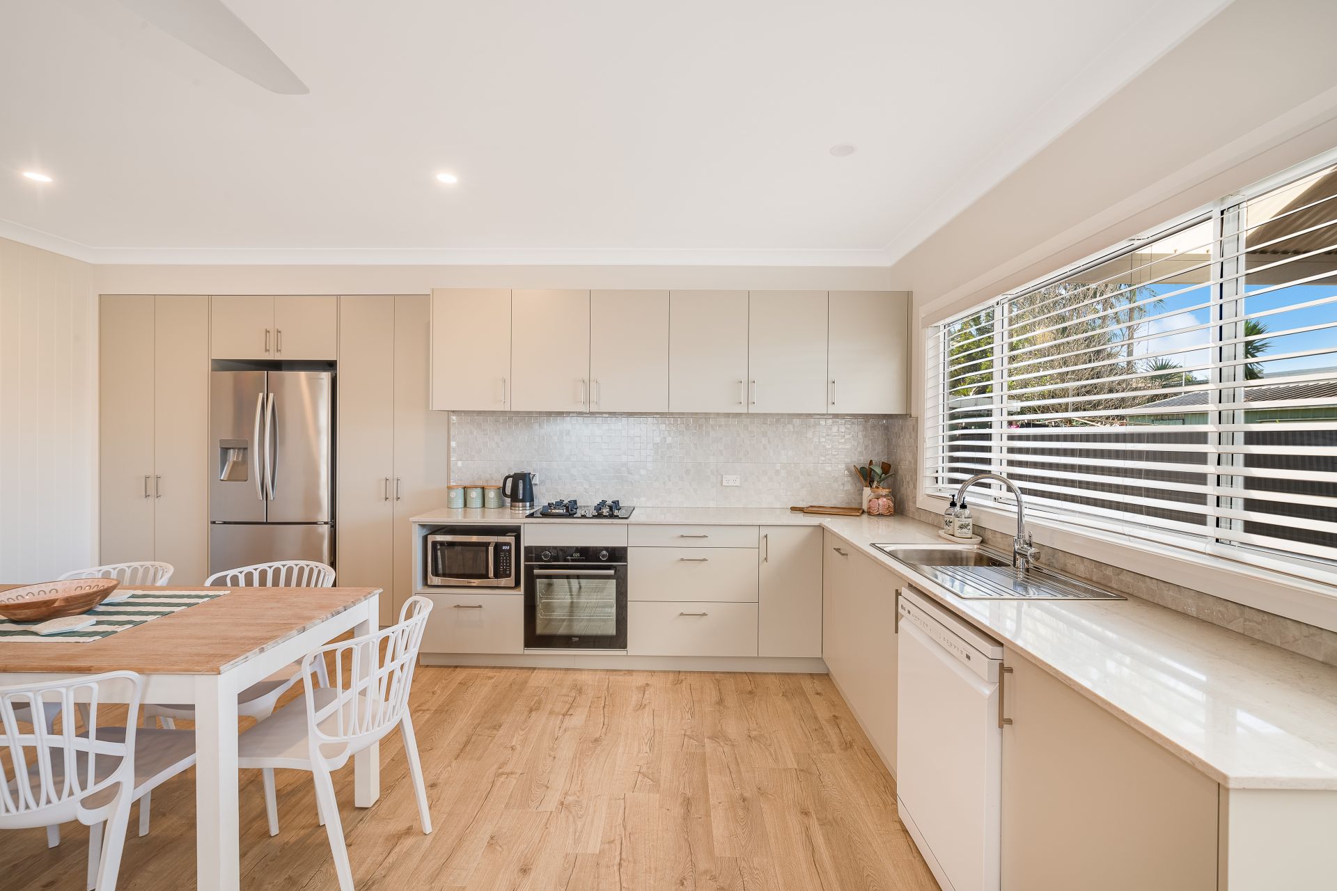 12 Faymax Street Pelican NSW, Pelican - Thumbnail 4