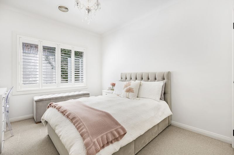 9 Cheviot Drive, Mill Park