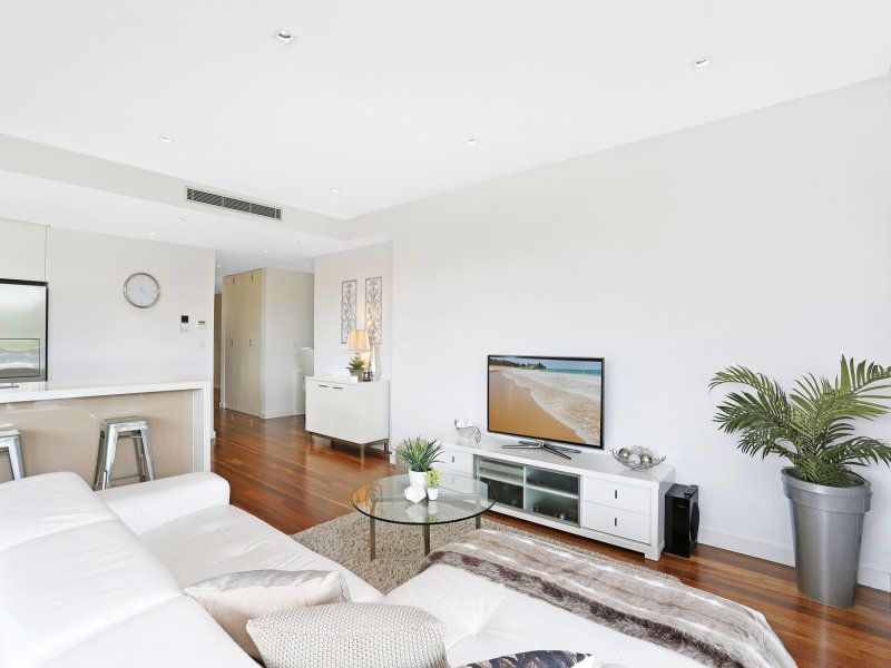 204/172-174 Russell Avenue, DOLLS POINT, Dolls Point - Thumbnail 3