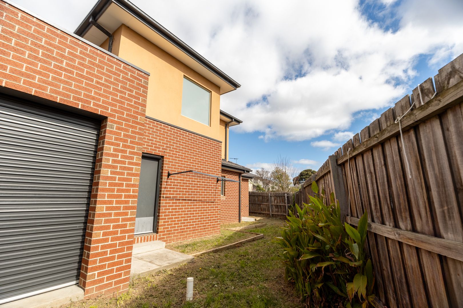 Low-Maintenance Living in a Convenient Location