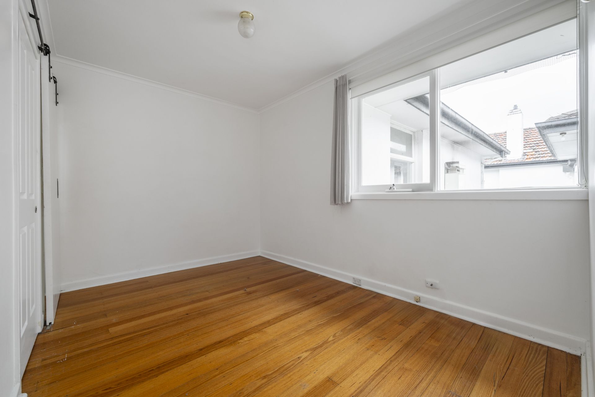 Secluded One-Bedroom Villa in the Heart of Thornbury