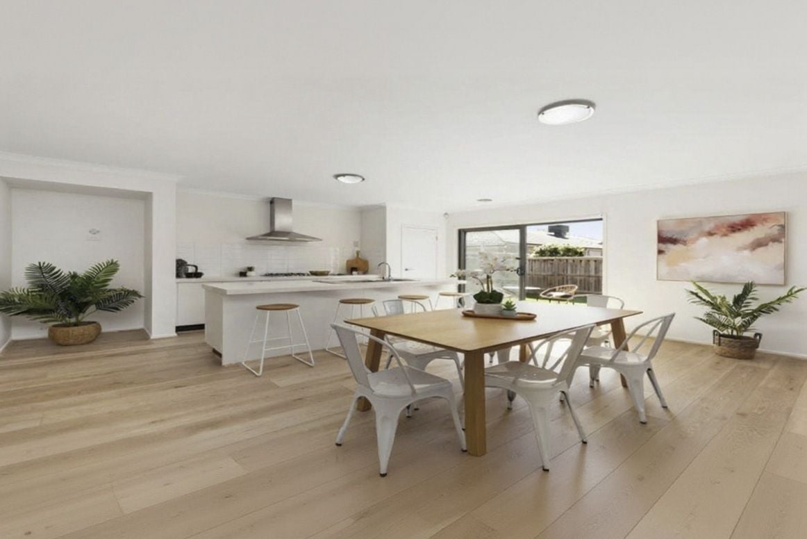 MODERN FAMILY HOME
