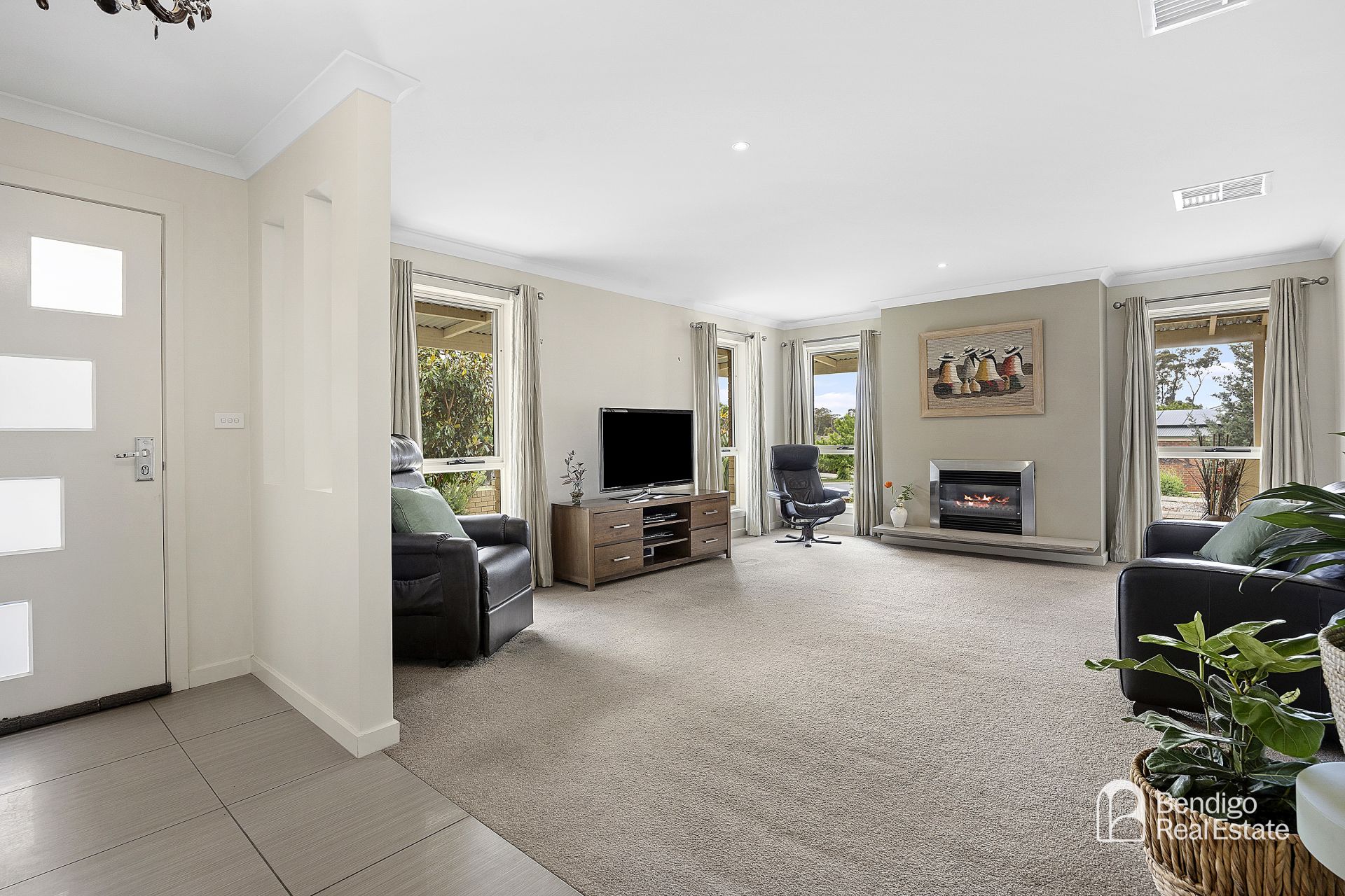 8 Rosemary Court Golden Square VIC, Square - Thumbnail 2