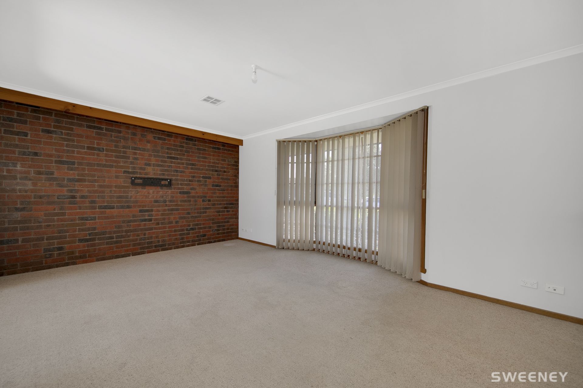 14 Sturrock Court, Altona Meadows - Thumbnail 4