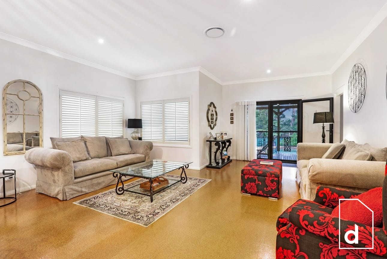 21 Caroline Street, Corrimal NSW