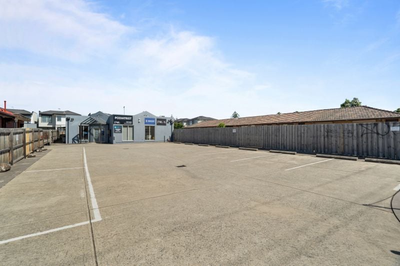 111-113 High Street, Thomastown
