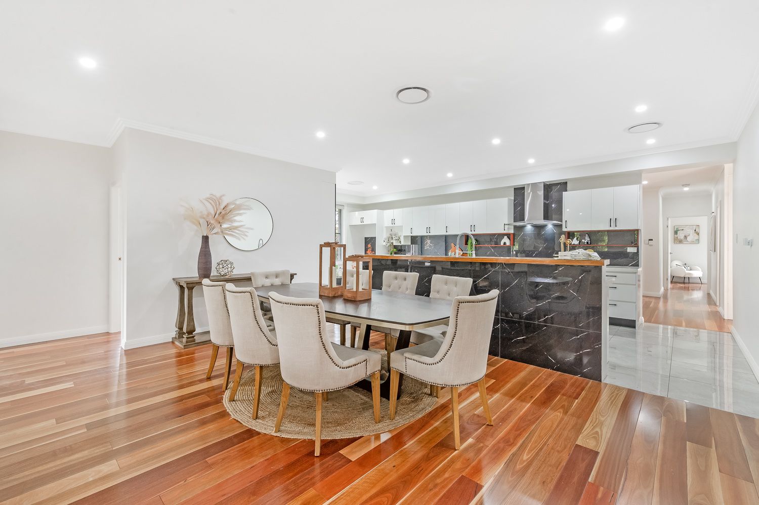 24 Carlisle Crescent, Beecroft, Beecroft - Thumbnail 3