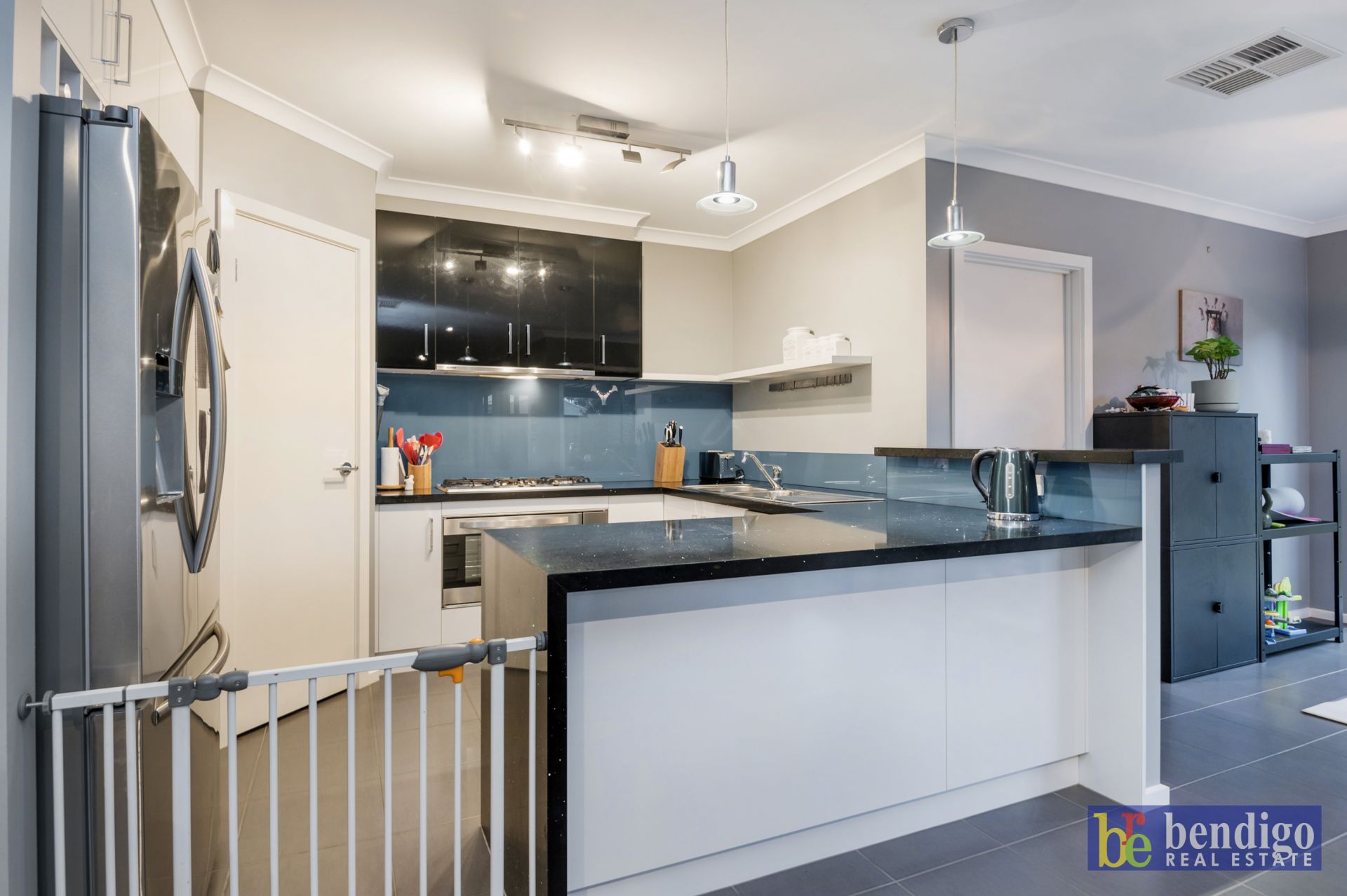 24 Perry Lane Epsom VIC, Epsom - Thumbnail 4