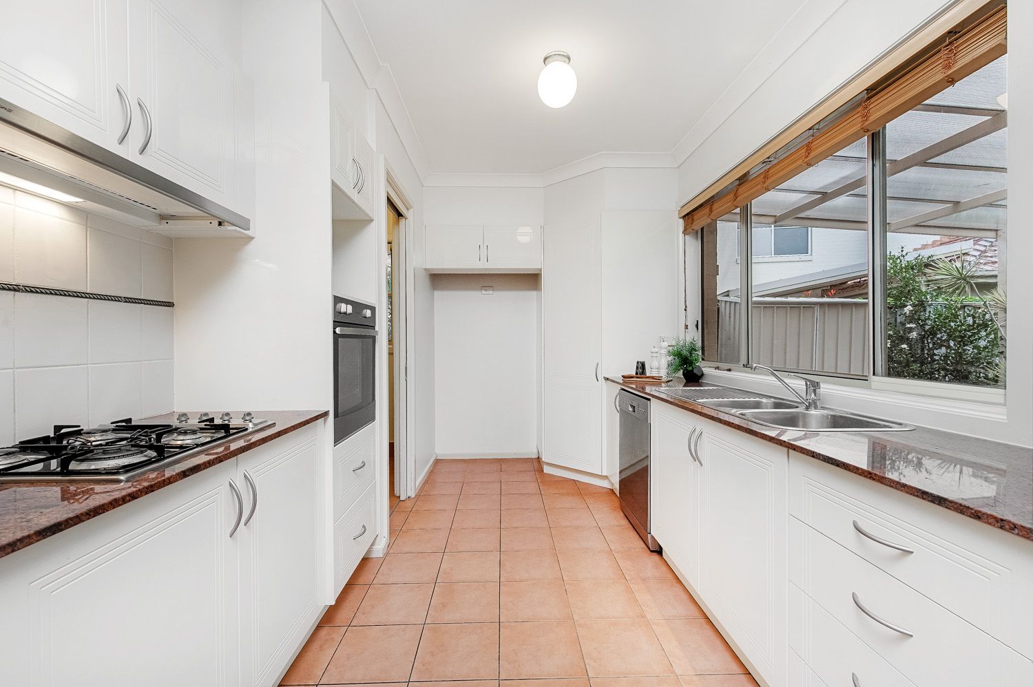 22 Brolga Way, Westleigh, Westleigh - Thumbnail 4