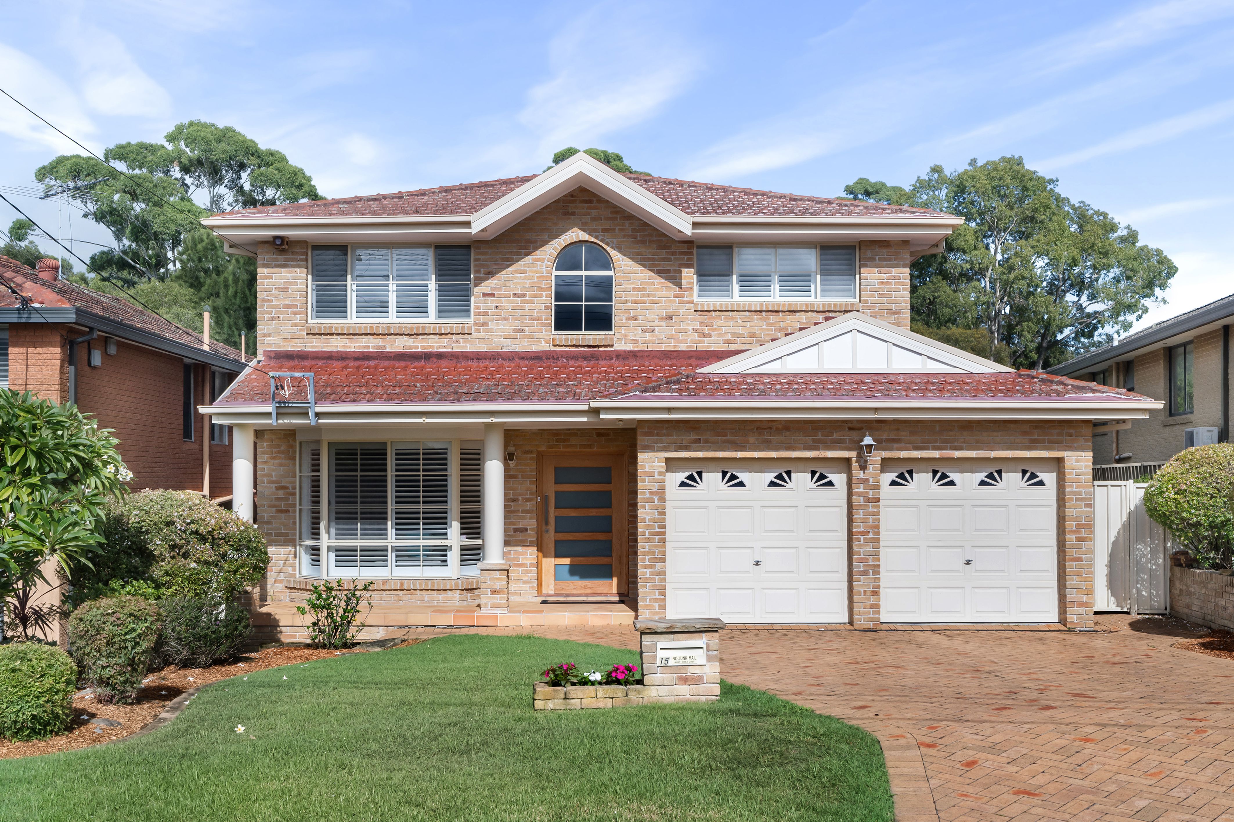 15 Bathurst Street Gymea 2227