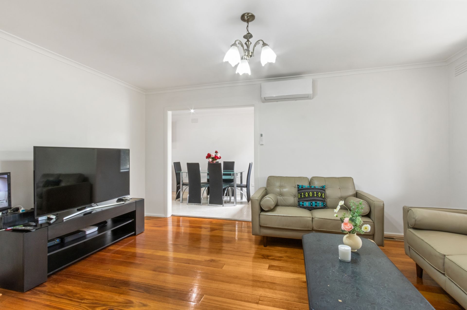 Discover Exceptional Family Living in the Heart of Lalor
