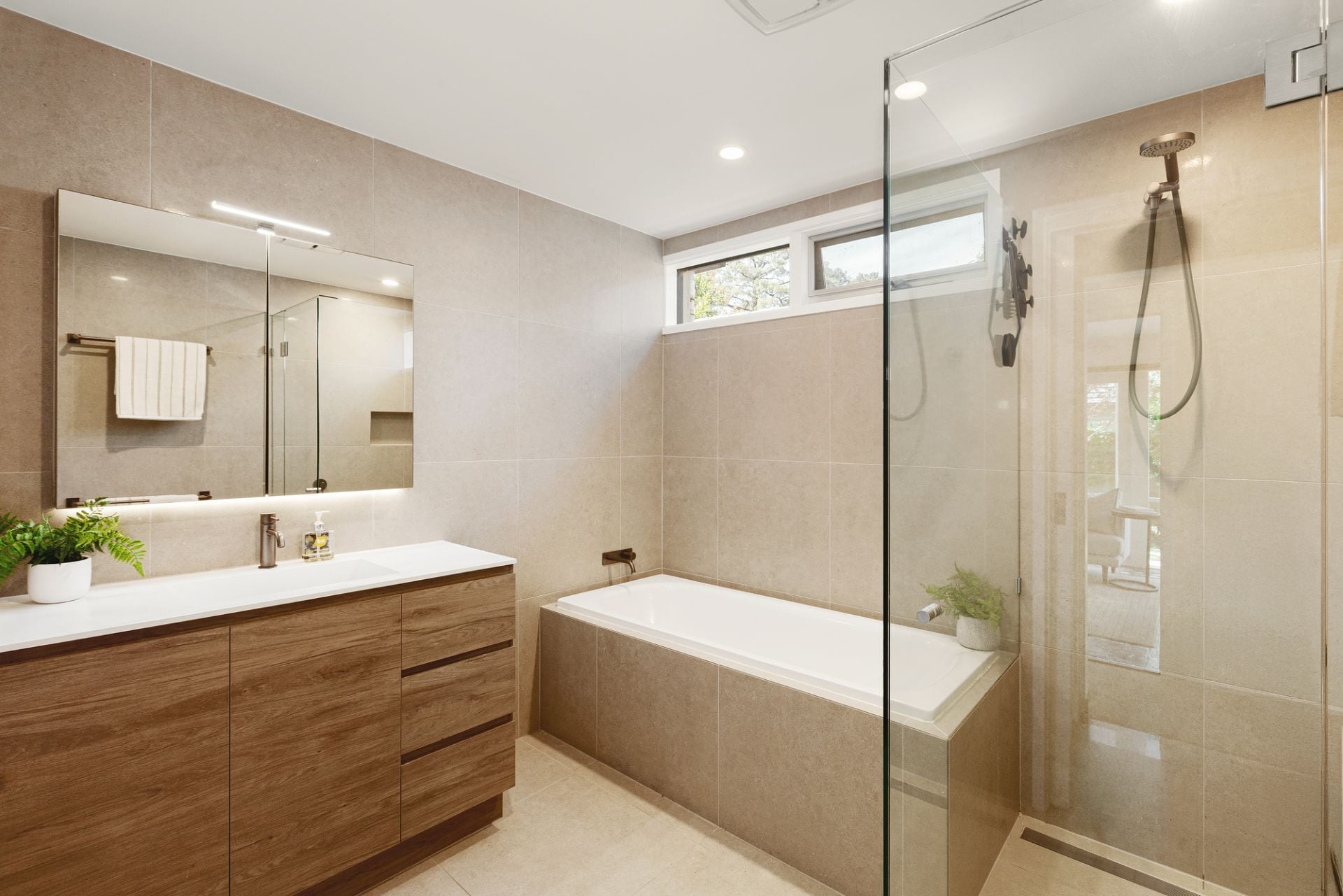 30 Middlesex Road, Surrey Hills, Surrey Hills - Thumbnail 8