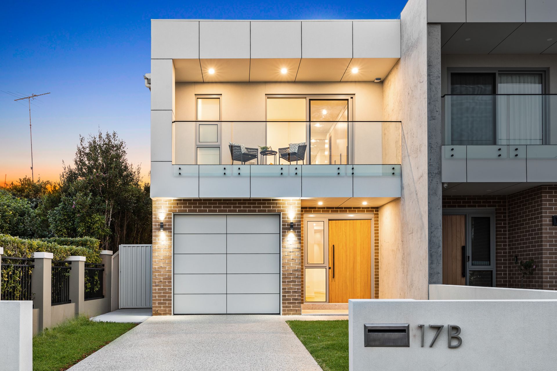 17b Renown Avenue, Miranda, Miranda - Thumbnail 2