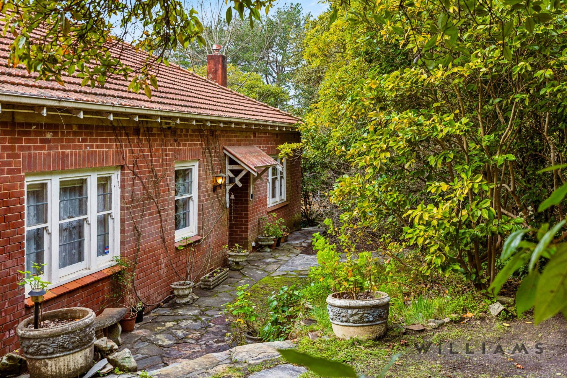 6 Ridge Road Stirling SA, Stirling - Image 1