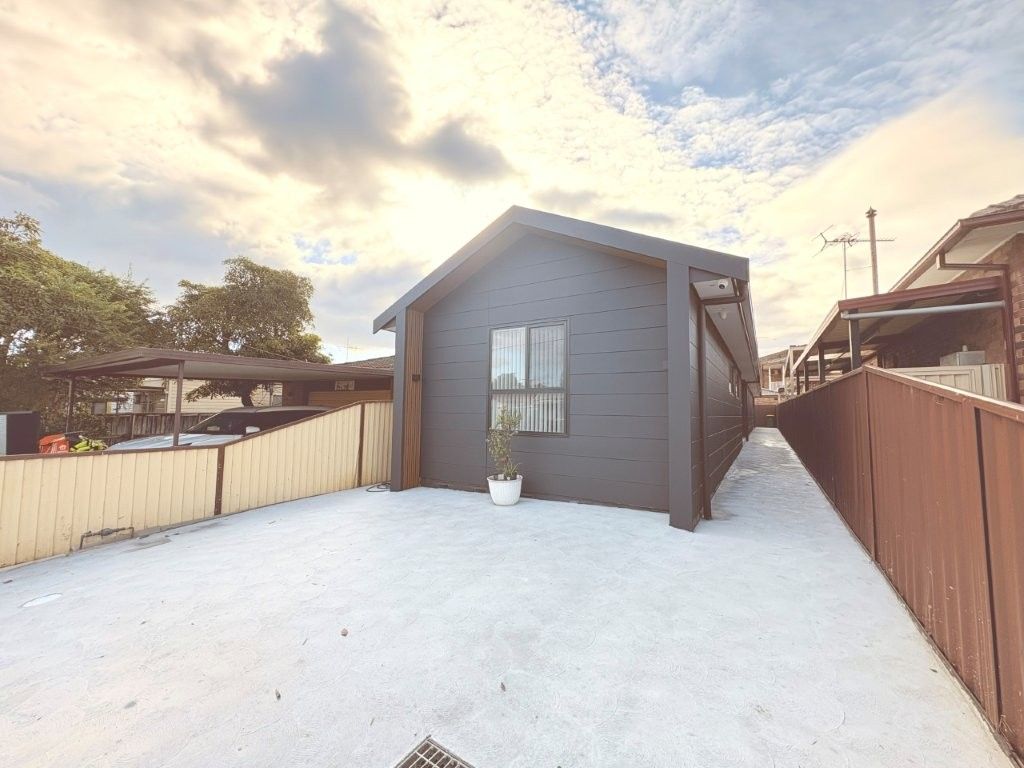31 Cardigan Street, Auburn, Auburn - Thumbnail 2