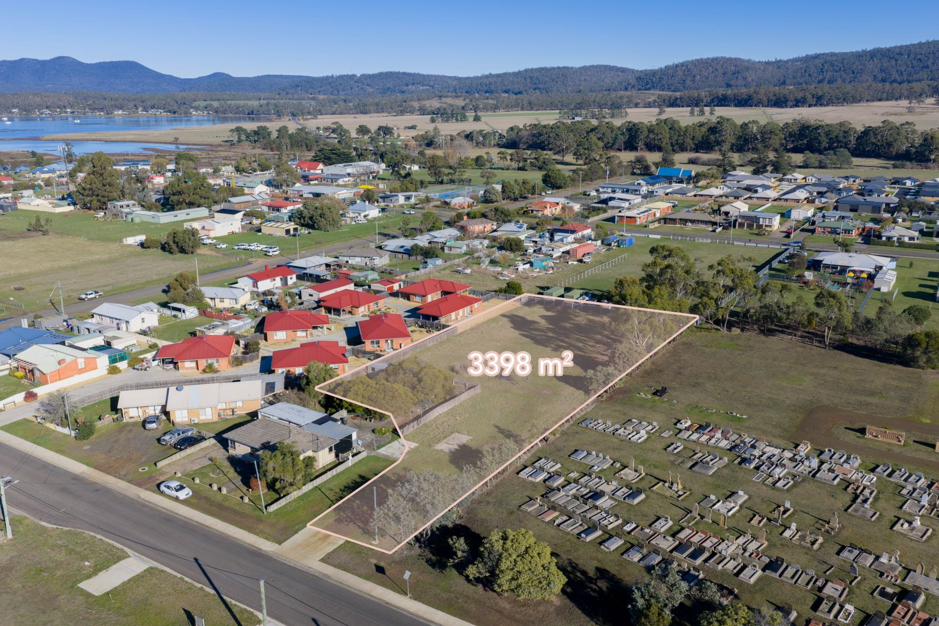 27 Charles Street Triabunna TAS, Triabunna - Image 1