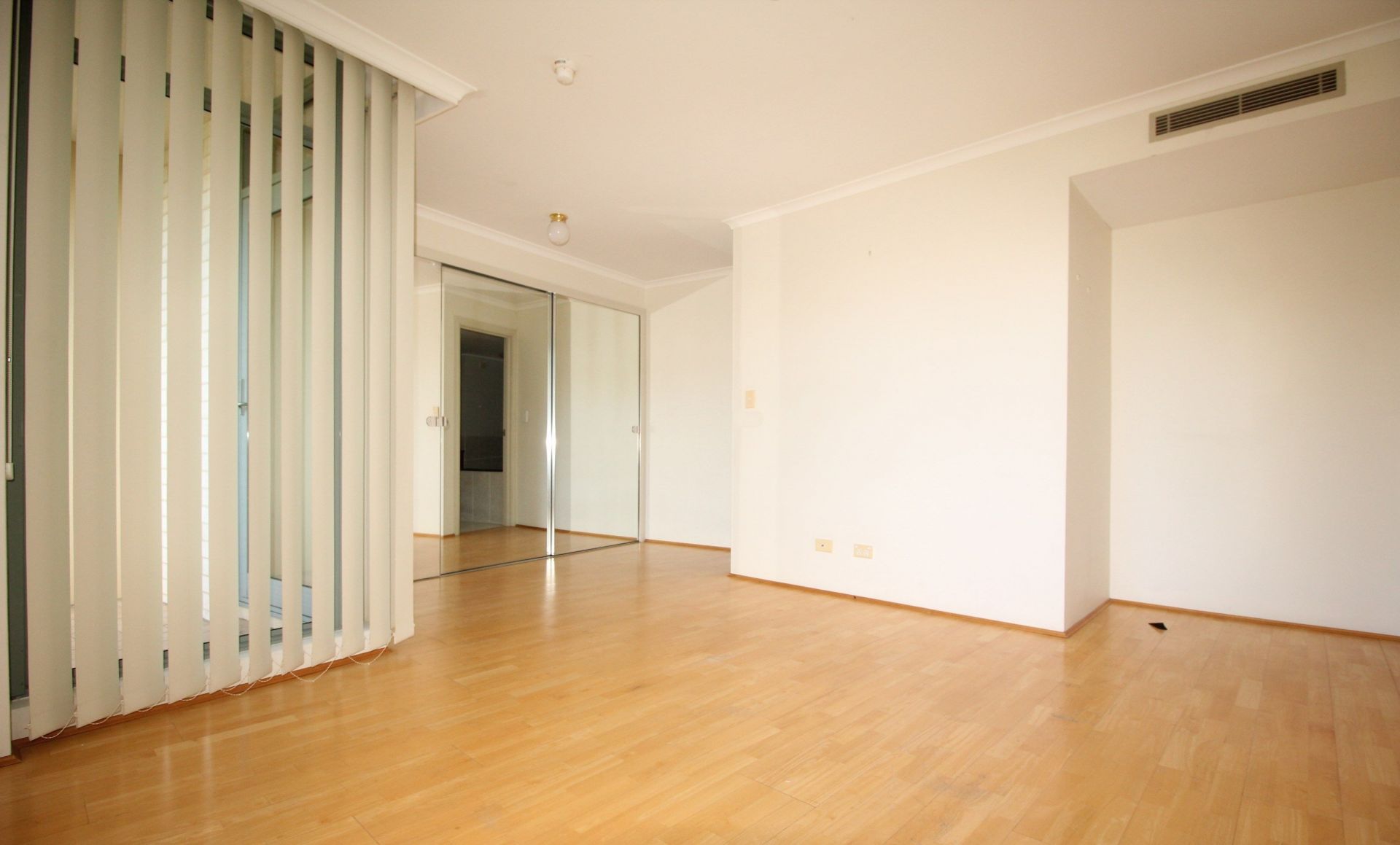 203/3 Black Lion Place, Kensington, Kensington - Thumbnail 2