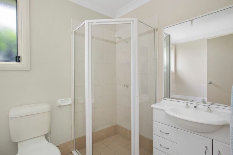 Perfectly located spacious villa