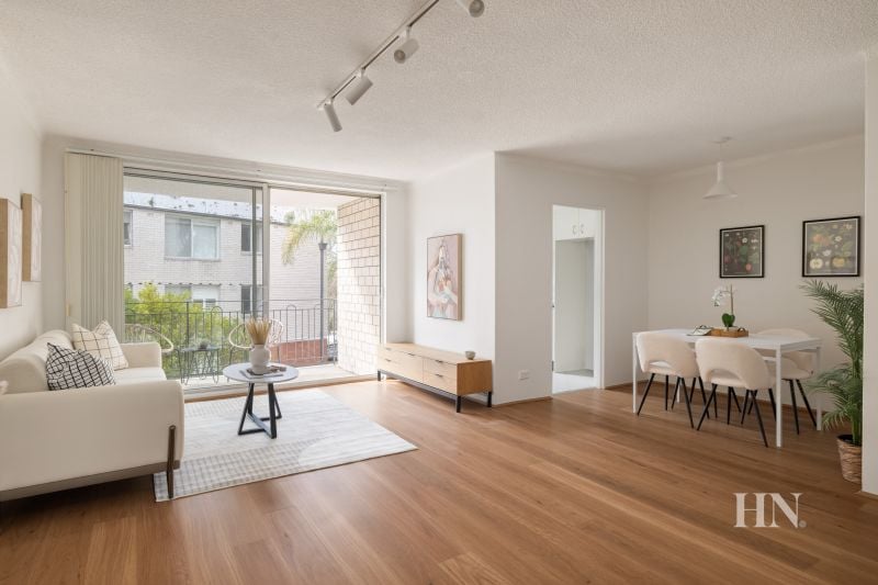 8/14 Bortfield Drive, Chiswick