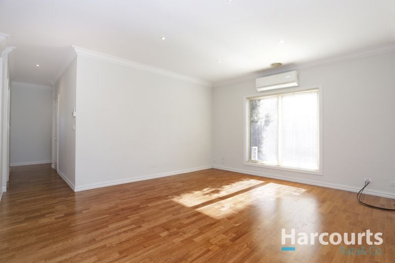 2/43 Banff Street, Reservoir