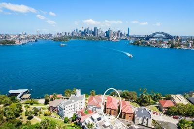Cremorne Point 4/5 Wulworra Avenue