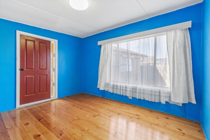 13 Emerald Street, Dallas