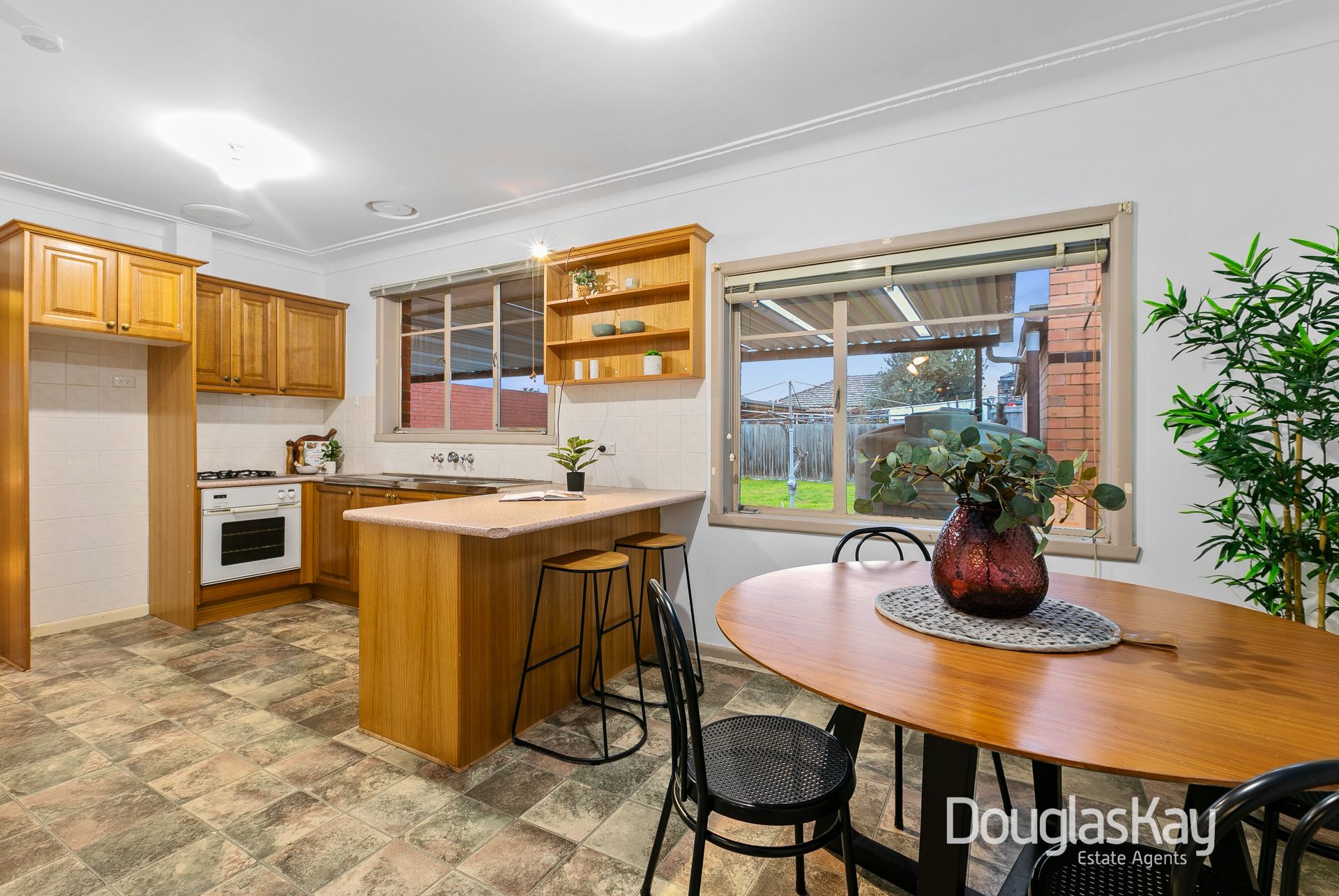 37 Kosky Street, Sunshine West VIC, Sunshine West - Thumbnail 8