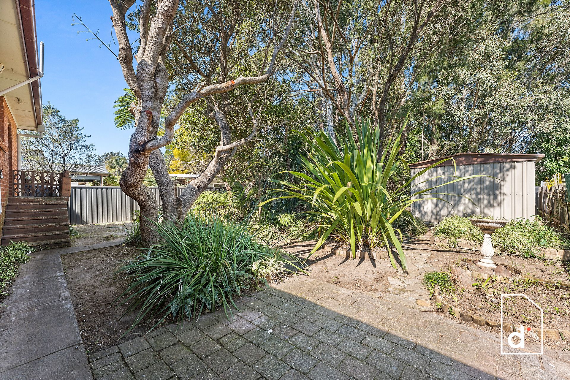 17 Rickard Road, Unanderra NSW