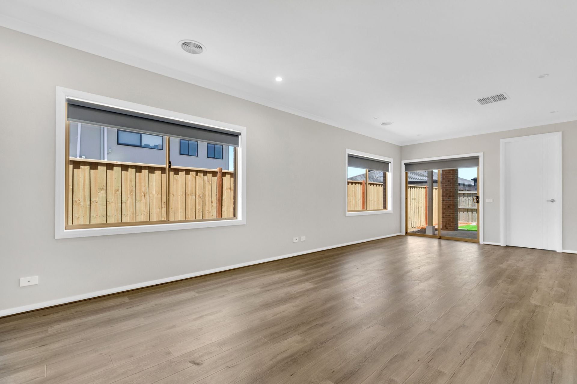 26 Gathering Grove, Tarneit VIC, Tarneit - Thumbnail 4