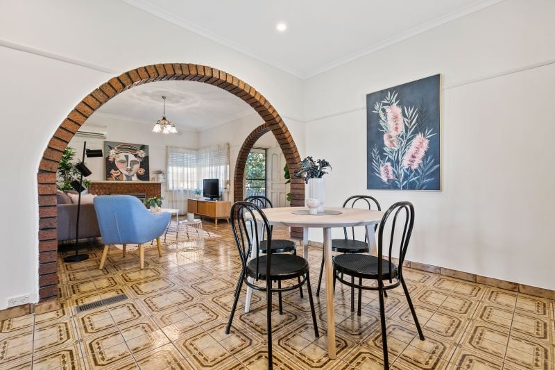 16 Blackwood Street, Lalor