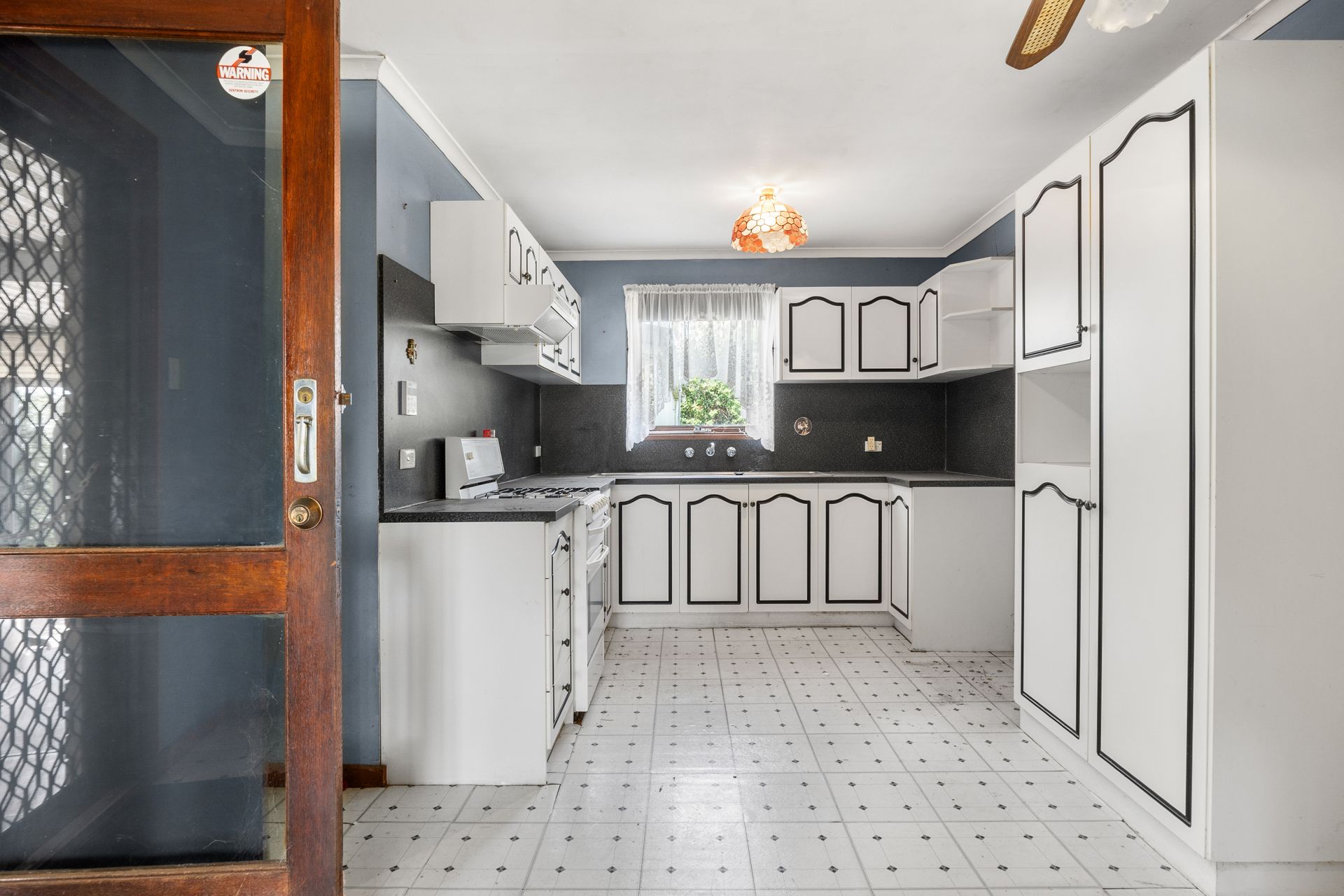 120 Alawoona Road, Munno Para, Para - Thumbnail 3