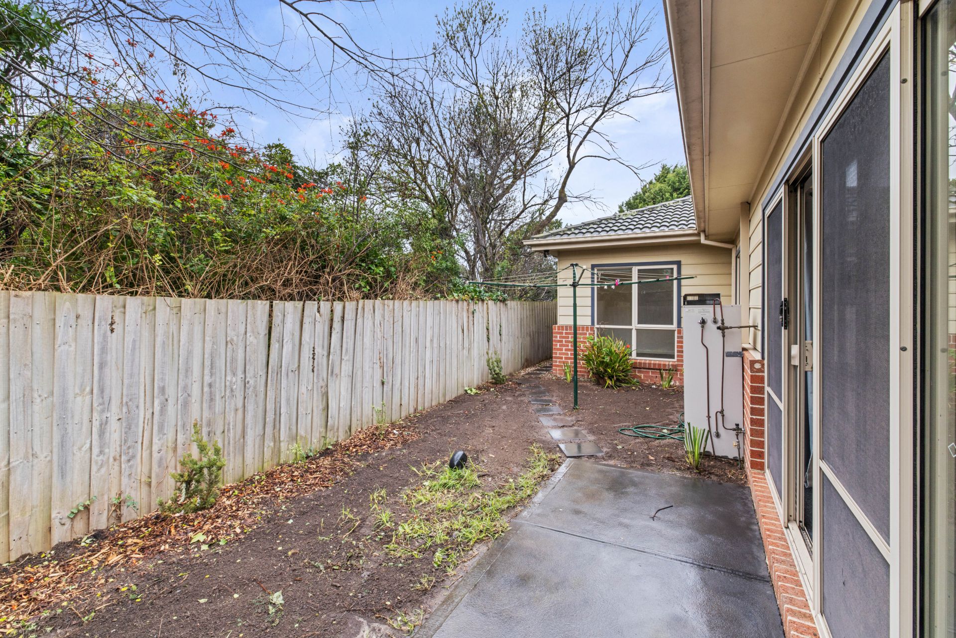 Low-Maintenance Living in Prime Reservoir Location