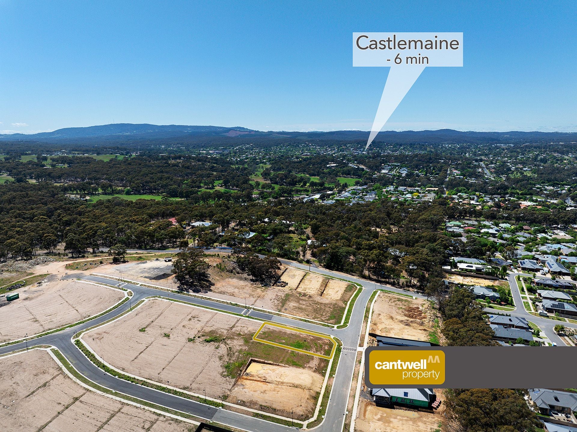 8 Kingfisher Drive, McKenzie Hill - Thumbnail 2