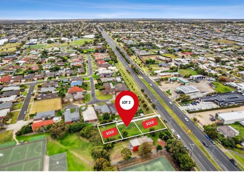 2/683 Bellarine Highway, Leopold VIC 3224