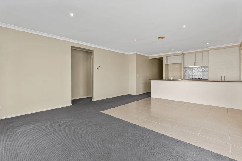 77 Sarissa Street, Lalor