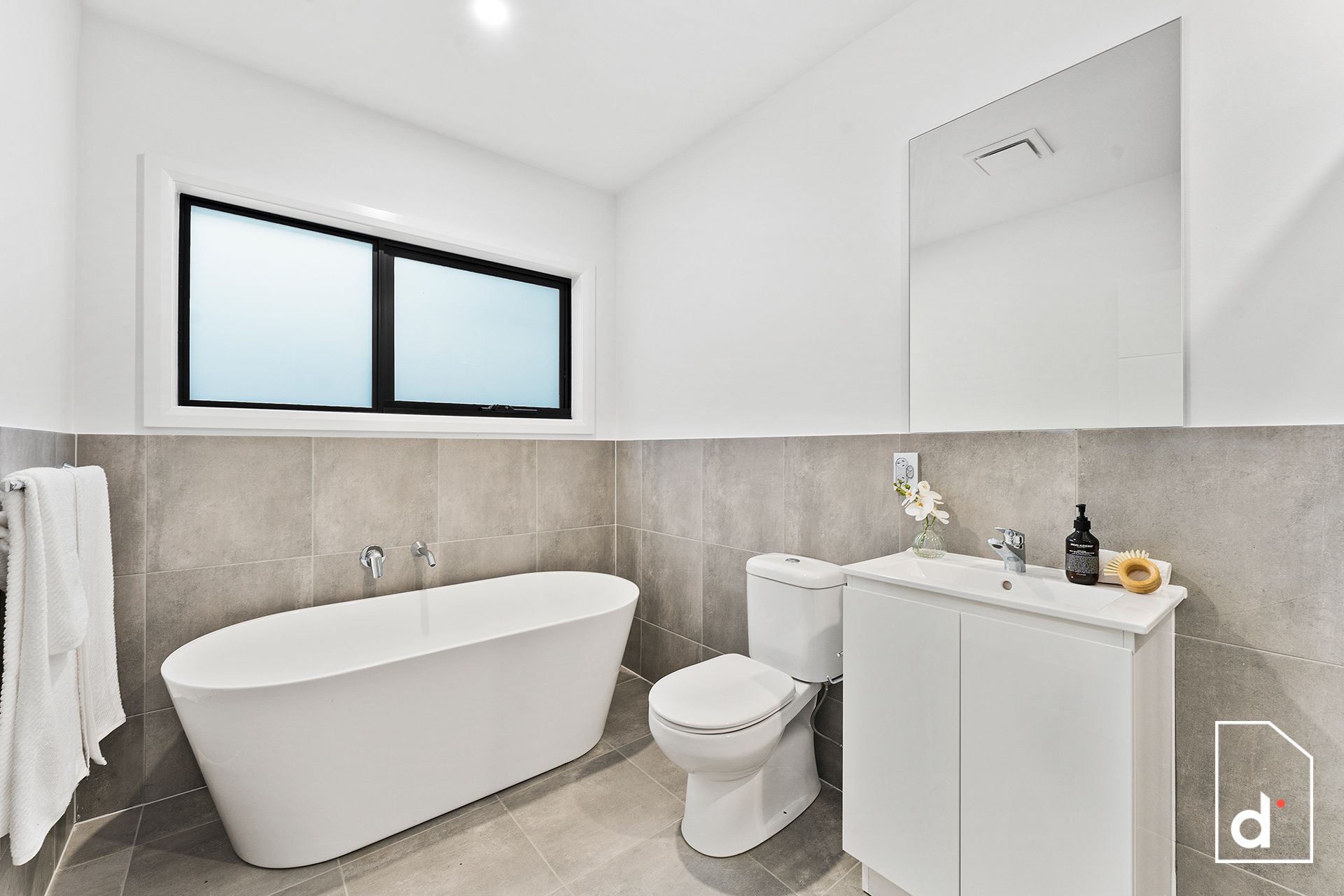 13A Pass Avenue, Thirroul NSW