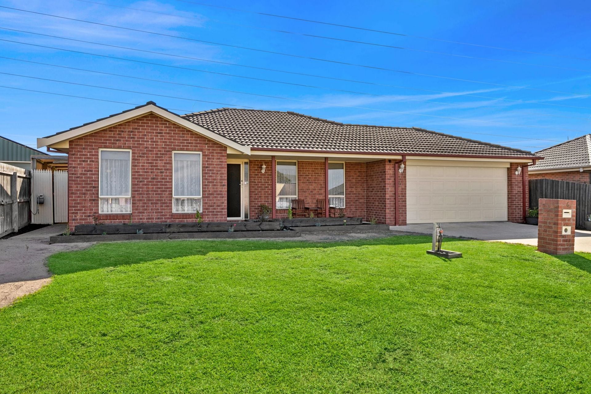 6 Nolan Place, Lovely Banks - Thumbnail 2