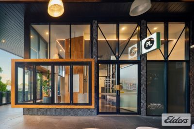 HIGH QUALITY OFFICE FITOUT IN WORLD CLASS SHOPPING CENTRE