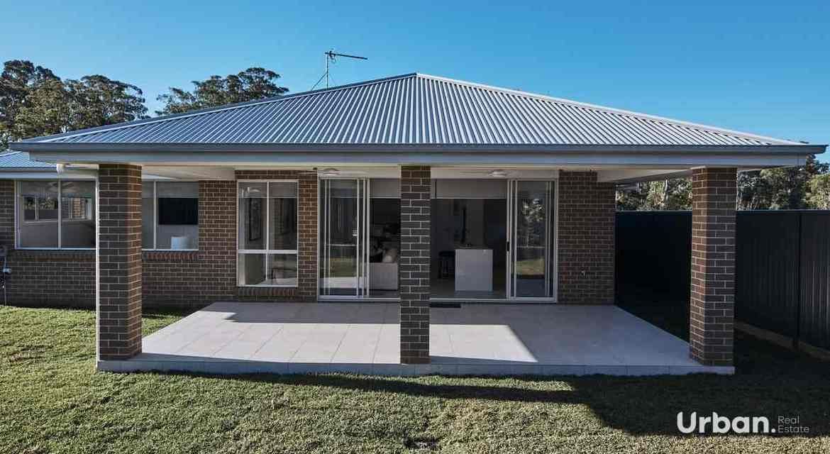Bellbird 13 Abbotsford Street