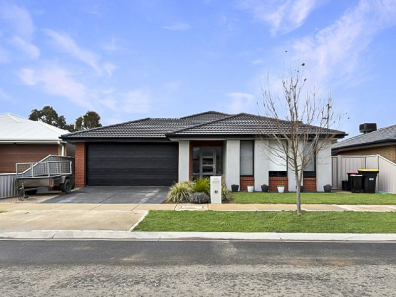 33 Senator Drive BENALLA, Benalla - Thumbnail 2