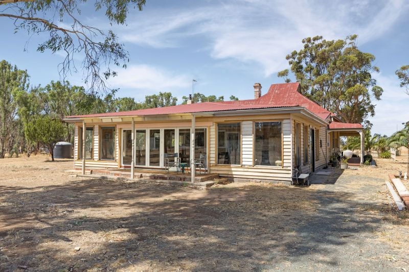 378 Avonmore-Mayreef Road, Avonmore