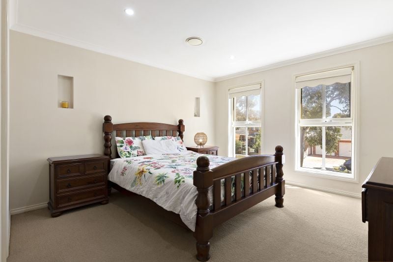 24 Jardier Terrace, South Morang