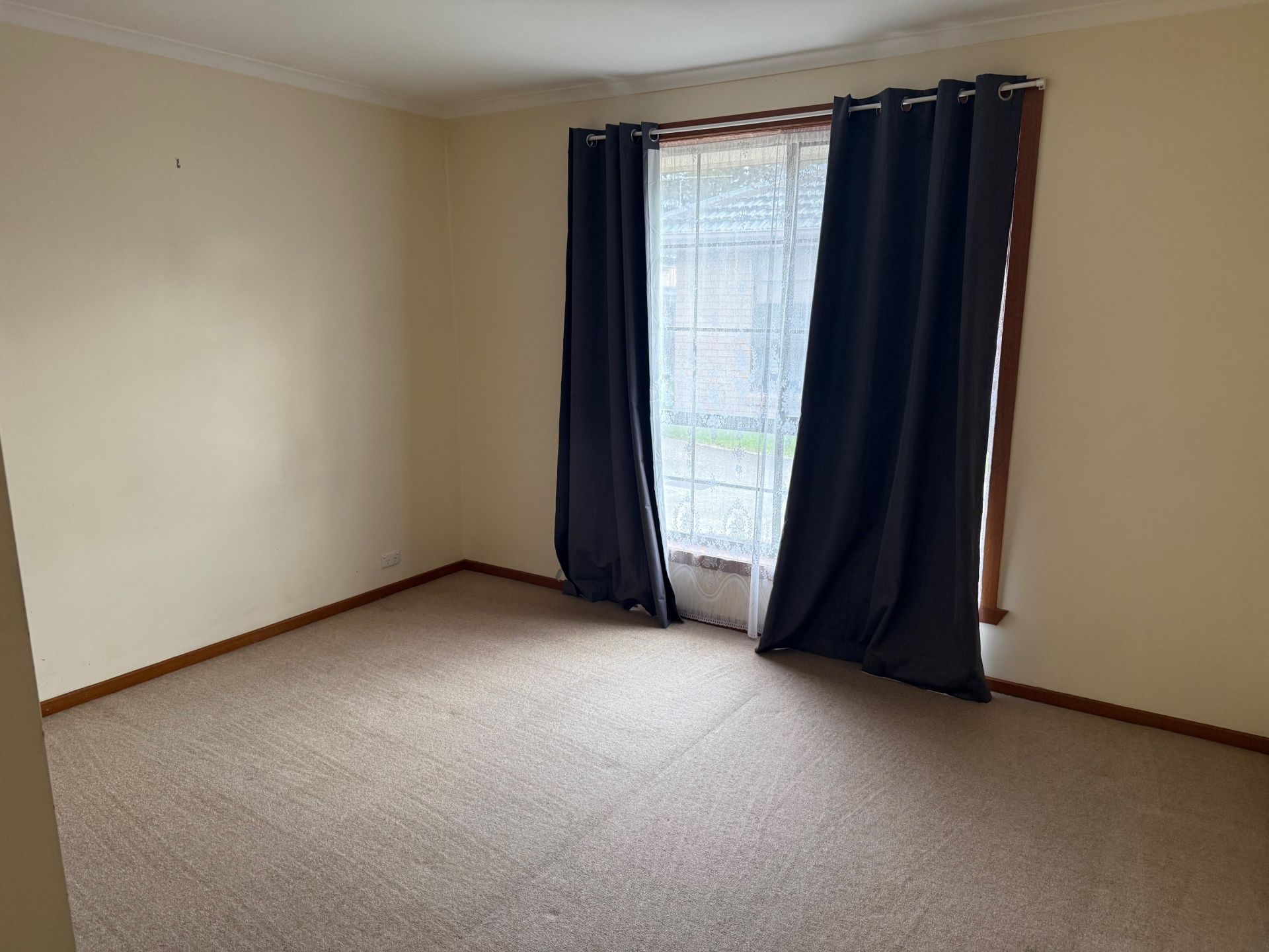 2/4-6 Bracken Grove ALTONA VIC, Altona - Thumbnail 6