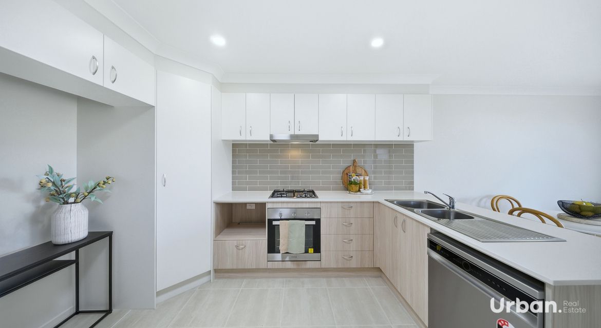 Chisholm 1/3 Aquata Street