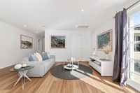 2/6 Nelson Street, Mornington VIC