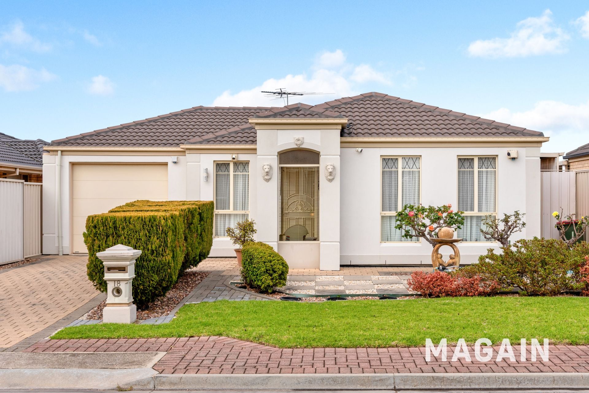 18 Blue Bay Avenue Aldinga Beach SA, Aldinga Beach - Image 1