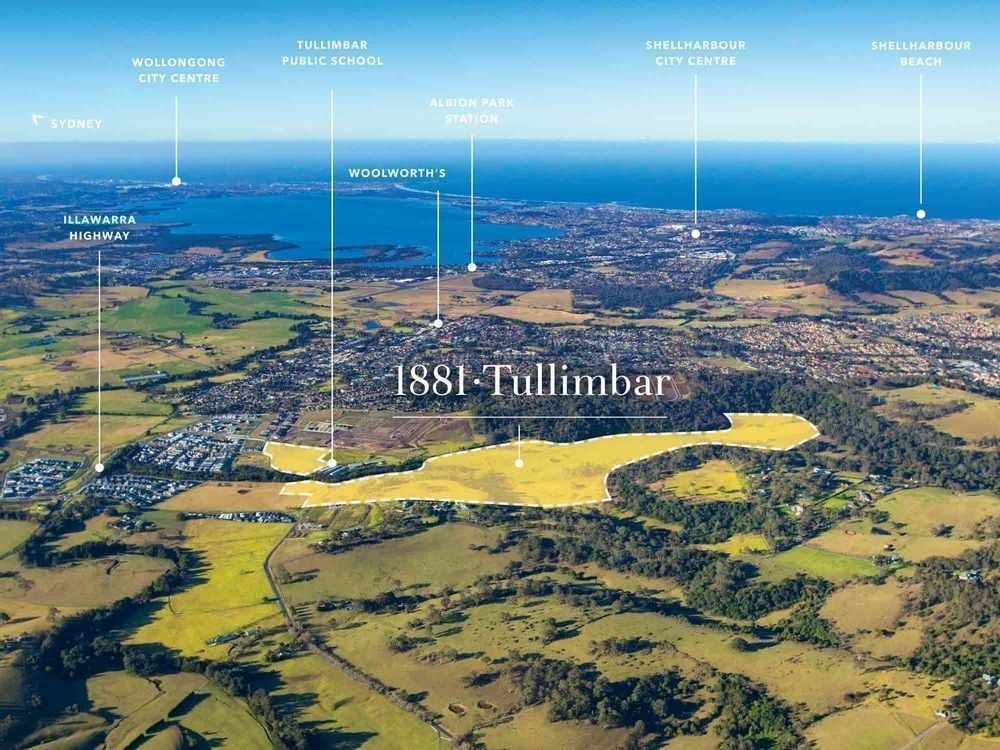 Tullimbar  Broughton Avenue