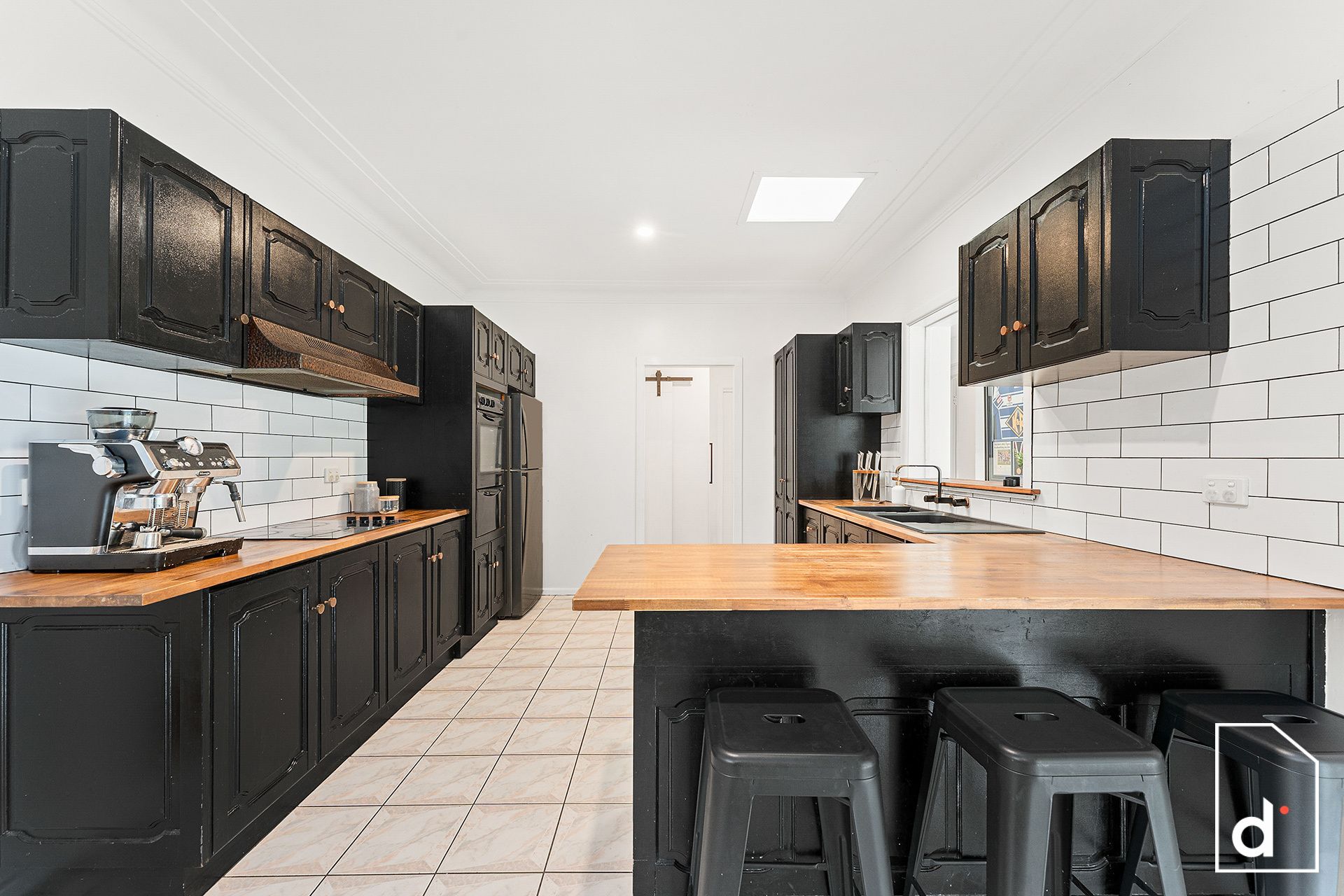 12 Thurston Crescent, Corrimal, NSW 2518, Corrimal - Thumbnail 4