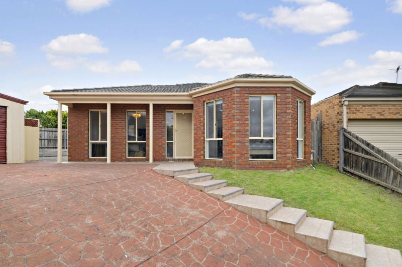 20 Oldfield Place, Epping