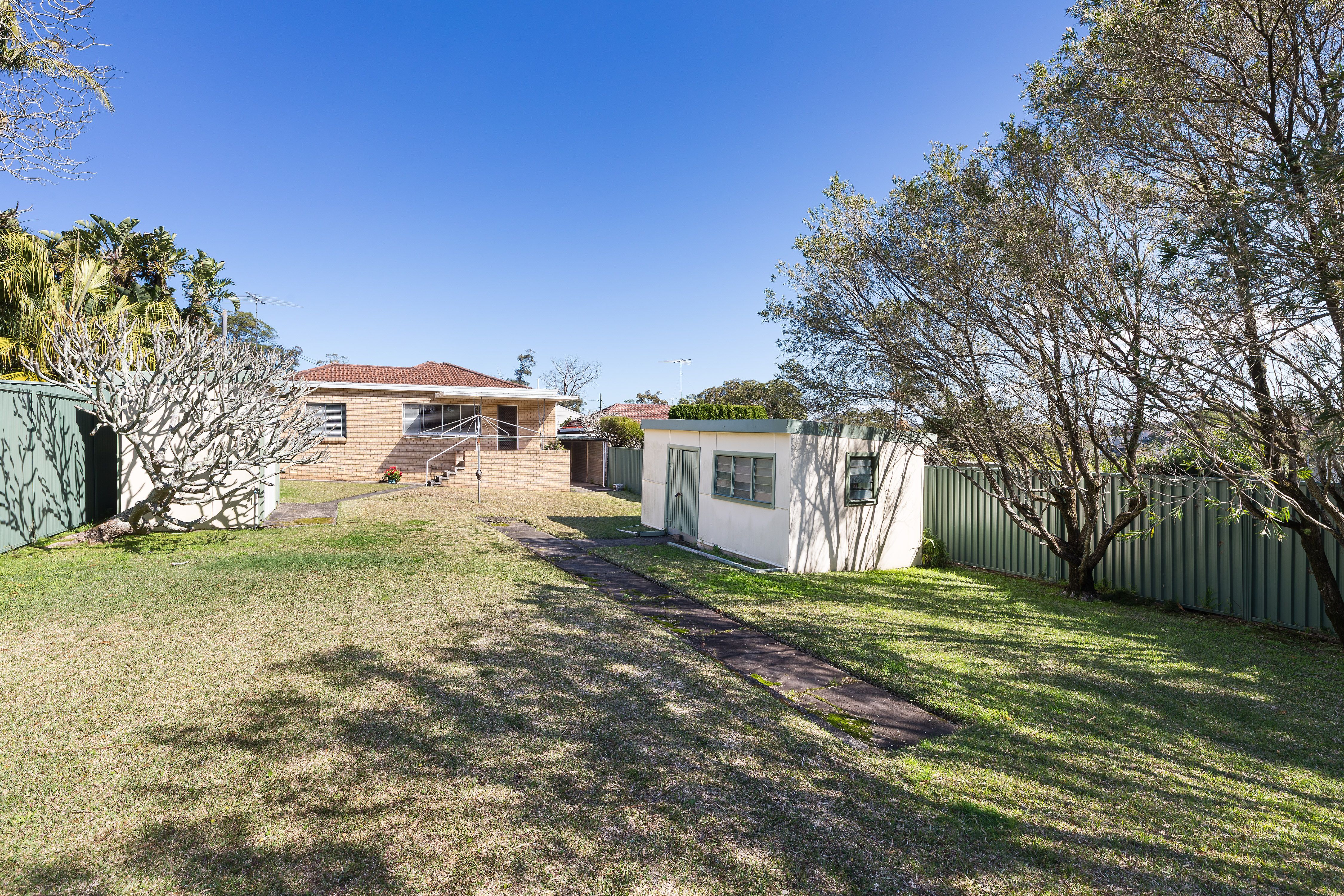 1 Whites Avenue CARINGBAH SOUTH 2229